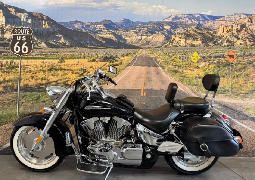 MeanCycles | Motorcycle Accessories, Apparel, Helmets & Tires