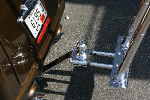 PARADE FLAG HOLDER FOR TRAILER HITCH MOUNT / UNIVERSAL APPLICATION