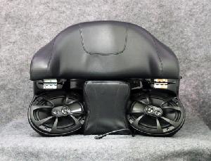 METRIC STYLE TOUR PACK WITH AUDIO SYSTEM (PRIME OR BLACK)