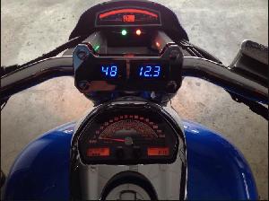 VOLTMETER & TEMPERATURE GAUGES PLUS CHROME RISER MOUNT FOR M109R