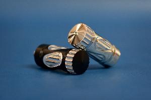 TOMAHAWK SERIES TOE PEG (CHROME OR CONTRAST CUT BLACK)