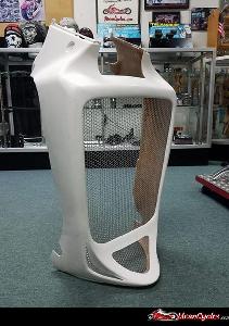 ONE PIECE RADIATOR COVER-CHIN SCOOP WITH MESH ALL AROUND FOR M109R