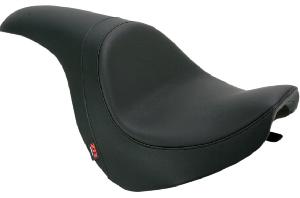 PREDATOR SEAT FOR V-STAR 650 CLASSIC SILVERADO 98-15 (SMOOTH) 