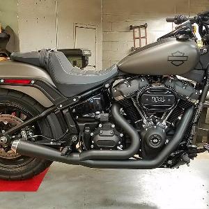 ABUELO CAT UP-SWEPT MEGAPHONE STYLE MUFFLER 2 INT 1 BLACK FOR M8 SOFTAIL 18-UP