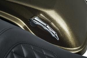 ZOMBIE™ SADDLEBAG LATCH HANDLES FOR TOURING MODELS 14-UP - CHROME