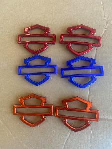 .PLAIN HD TANK BADGES FOR TOURING ALL YEARS & ALL SOFTAIL MODELS (SELECT COLOR)