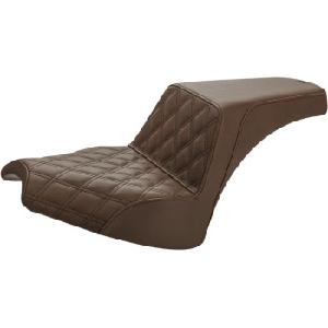 STEP UP SEAT - DRIVER LATTICE STITCH/PASSENGER SMOOTH - BROWN FOR CHIEF 2022-UP