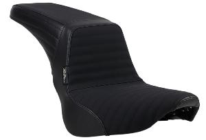 KICKFLIP SEAT — PLEATED GRIP FOR SOFTAIL LOW RIDER AND SORT GLIDE