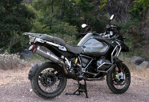 HI-OUTPUT ADVENTURE 500 SLIP-ON MUFFLER BMW 1250GS 19-21