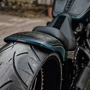WIDE BOBBER REAR FENDER W/ LEDS FOR '18-'25 HARLEY® FAT BOY / BREAKOUT
