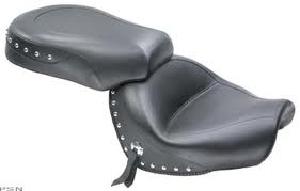 WIDE TOURING SEAT/ STUDDED FOR YAMAHA V STAR 950 09-UP 