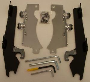 BULLET FAIRING BLACK TRIGGER-LOCK MOUNTING KITS FOR YAMAHA STRYKER 10-UP / HONDA VT1300CR STATELINE