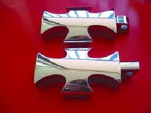 RED BARON FOOTPEG SET MALE MOUNT FOR HARLEY ONLY OR HIGHWAY PEGS FOR ALL BIKES (See description)