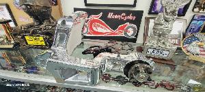 M8 SINGLE SIDED SWINGARM WITH DRIVE SIDE BRAKE SYSTEM FOR 280 TIRES FOR MILWAUKEE EIGHT MODELS